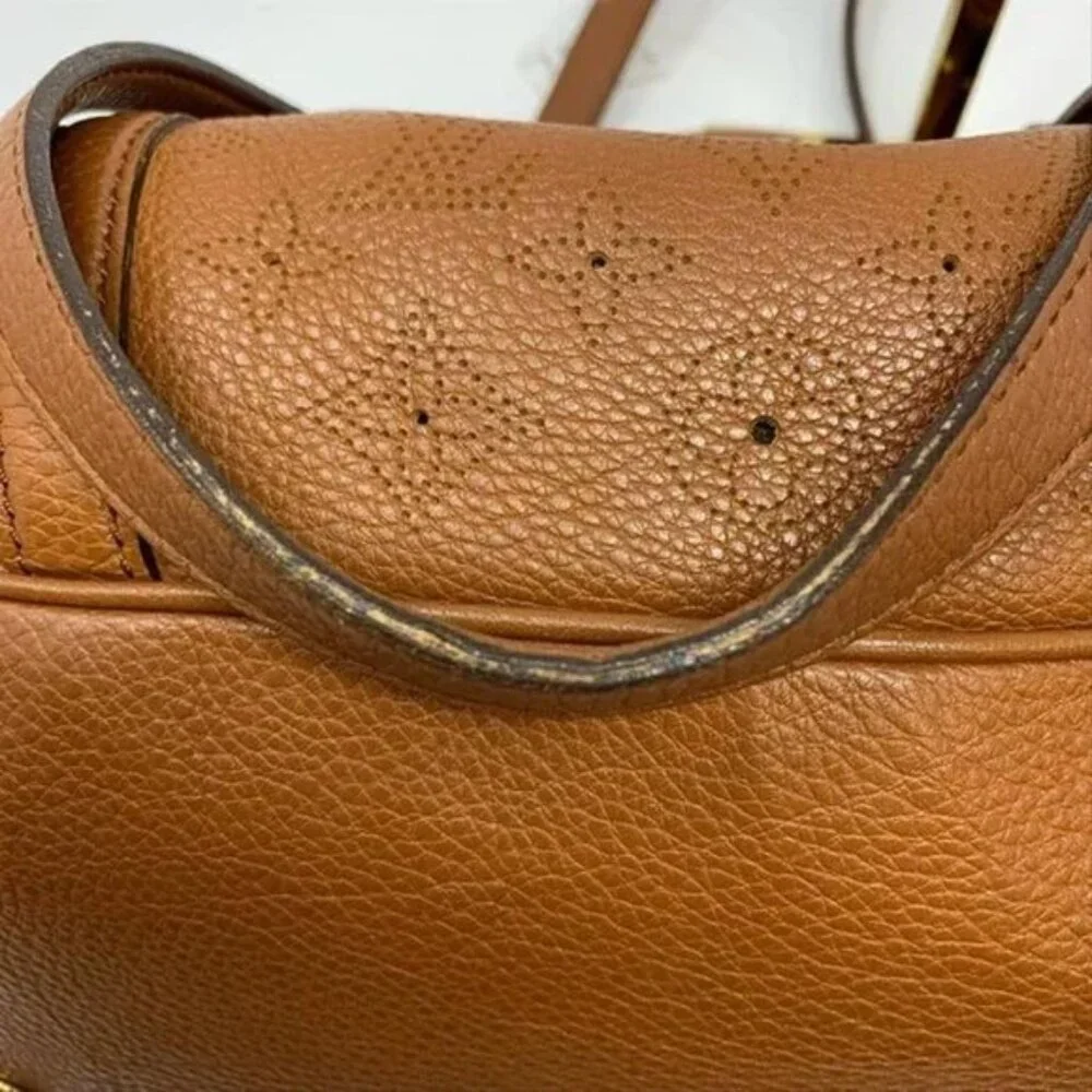 Authentic Louis Vuitton Lunar Pm Cognac Brown Mahina Leather Shoulder Bag - Picture 5 of 12